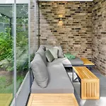 Luisa Apartment *